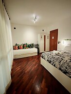 Leonardo Rome Holidays