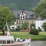 Landhaus am Ufer
