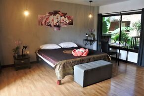 Hi Karon Beach Hotel