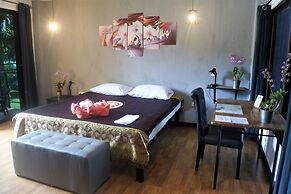 Hi Karon Beach Hotel