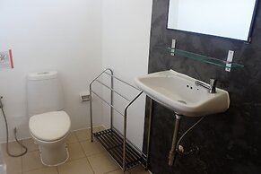 Hi Karon Beach Hotel