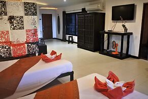 Hi Karon Beach Hotel