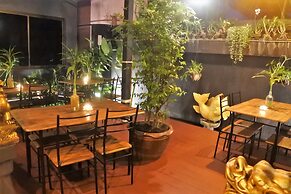 Hi Karon Beach Hotel