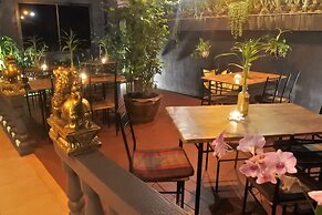 Hi Karon Beach Hotel