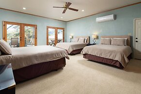 Calcamco-rio Rr9030 4 Bedroom Home by RedAwning