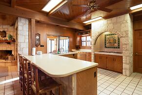 Calcamco-rio Rr9030 4 Bedroom Home by RedAwning