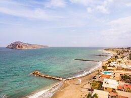 Athina's Flat on the sea