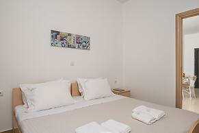 Athina's Flat on the sea