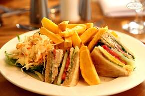 Prime Rose Hotel and Suites