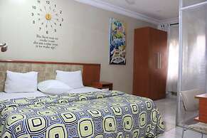 NatureMark Gallery and Guest House