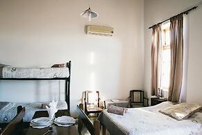 White House Guest Farm