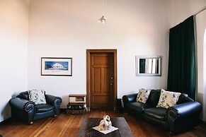 White House Guest Farm