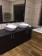 Onduri Lodge - In Okaukuejo