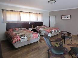 Onduri Lodge - In Okaukuejo