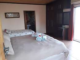 Onduri Lodge - In Okaukuejo