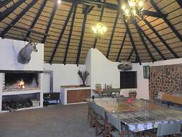 Onduri Lodge - In Okaukuejo