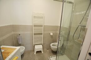 Fortezza white apartment