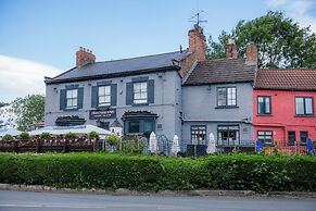 Grantham Arms