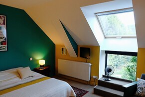 La Maison Jaune à la Janaie