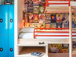 hotelF1 Lyon Massieux