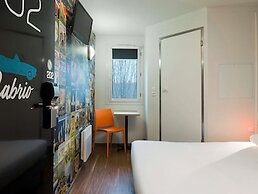 hotelF1 Lyon Massieux