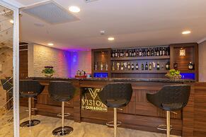 Vision Deluxe Hotel