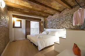 Happy People Ramblas Harbour