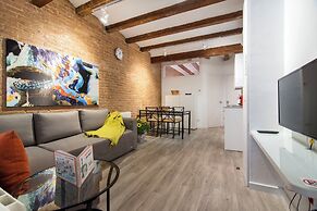 Happy People Ramblas Harbour