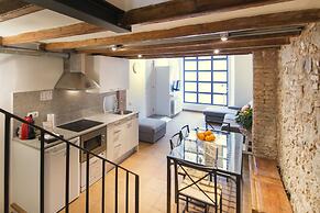 Happy People Ramblas Harbour