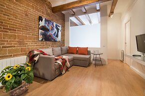 Happy People Ramblas Harbour