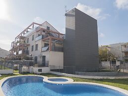 Marineu Atenea Playa Romana