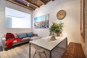 Happy People Sagrada Familia