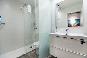 Happy People Sagrada Familia