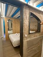 Happy People Sagrada Familia