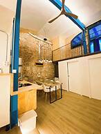 Happy People Sagrada Familia