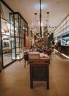 ANDAZ MUNICH SCHWABINGER TOR, BY HYATT