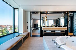 ANDAZ MUNICH SCHWABINGER TOR, BY HYATT