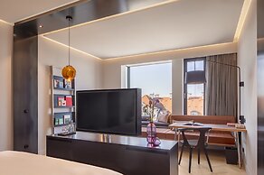 ANDAZ MUNICH SCHWABINGER TOR, BY HYATT