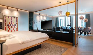 ANDAZ MUNICH SCHWABINGER TOR, BY HYATT