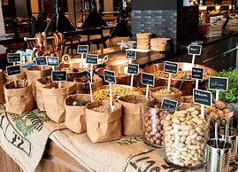 ANDAZ MUNICH SCHWABINGER TOR, BY HYATT