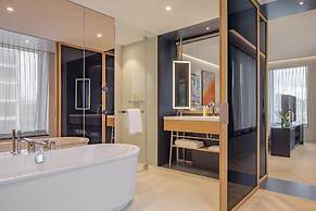 ANDAZ MUNICH SCHWABINGER TOR, BY HYATT