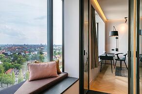 ANDAZ MUNICH SCHWABINGER TOR, BY HYATT