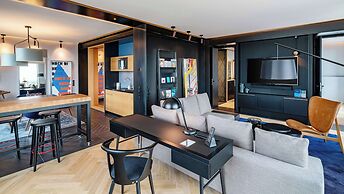 ANDAZ MUNICH SCHWABINGER TOR, BY HYATT