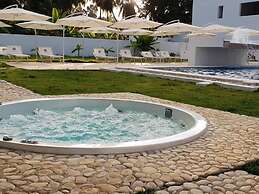 Oasi Encantada Beach Resort