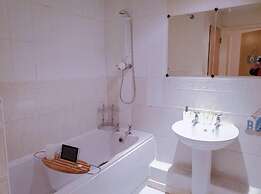 Planetshared 1 Apartment