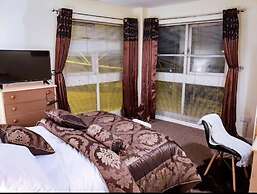 Planetshared 1 Apartment