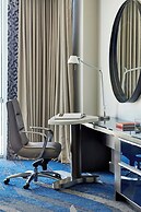 The Daytona, Autograph Collection