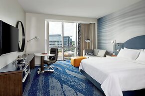 The Daytona, Autograph Collection