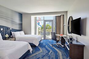 The Daytona, Autograph Collection