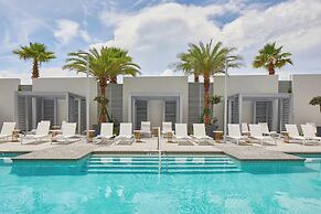 The Daytona, Autograph Collection